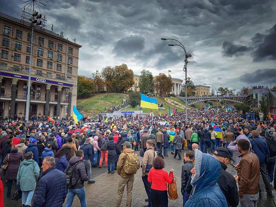 Сегодня Украина сказала те самые два слова - #Ні_капітуляції