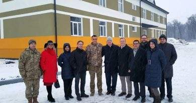 Доброе слово и кошке приятно Доброе слово и кошке приятно
