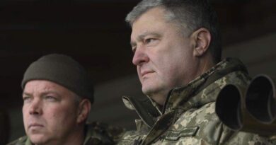 Порошенко: Забродський – це символ нової української Армії (відео)