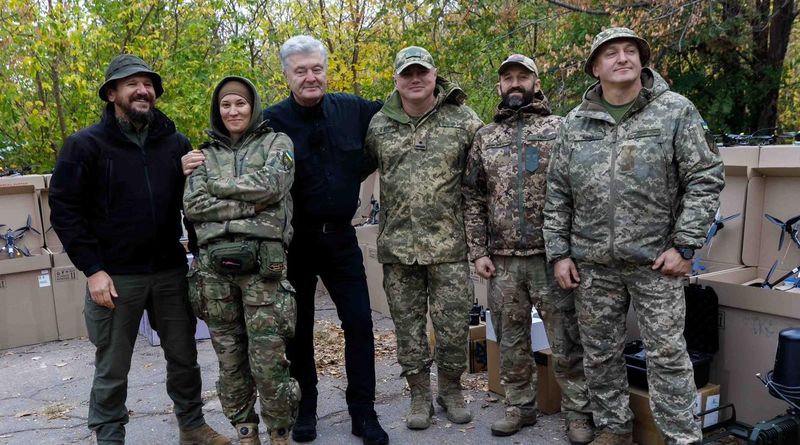 Порошенко знову на Східному напрямку (фото, відео)